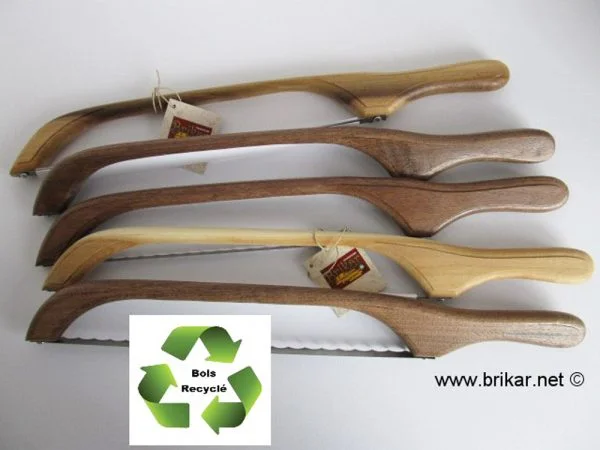 scie à pain en bois recycler